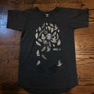 11/12 falling leaves tee